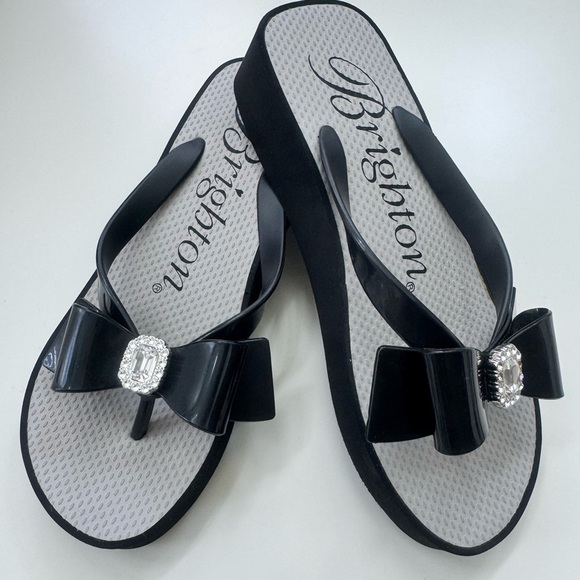 Brighton Bowie Wedge Flip Flop Sandal - Picture 1 of 11